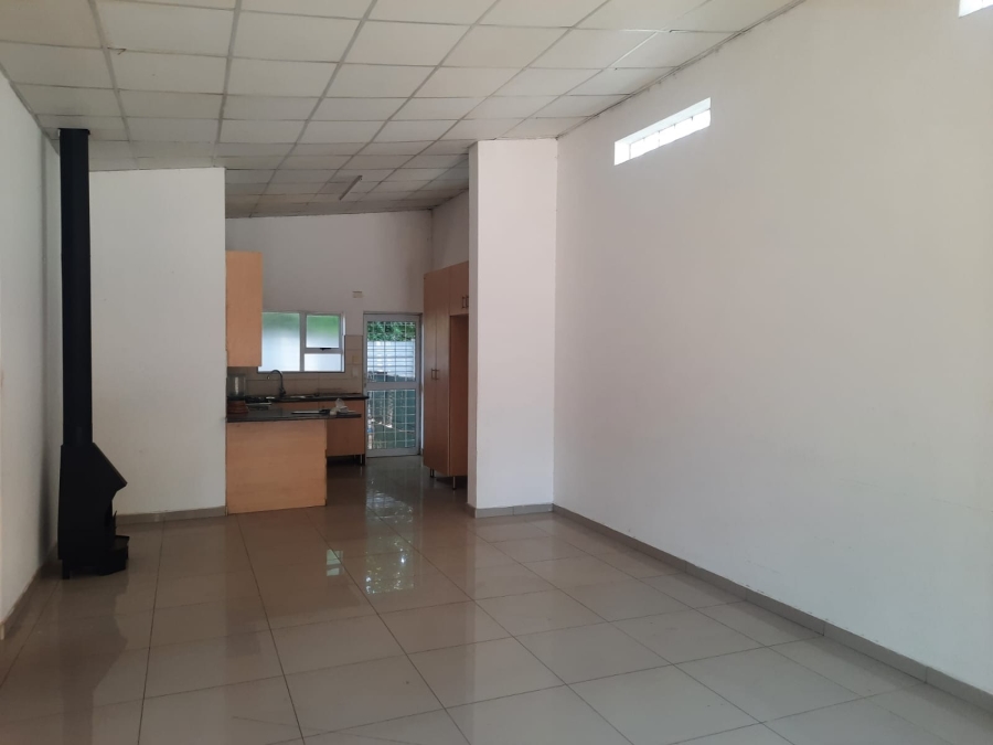 To Let 2 Bedroom Property for Rent in Three Rivers Gauteng