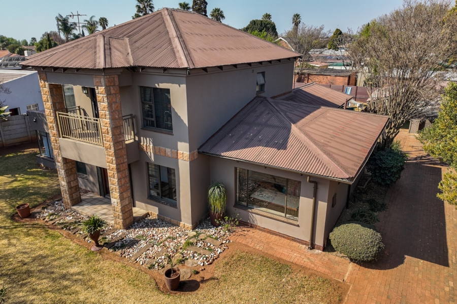 5 Bedroom Property for Sale in Northmead Gauteng