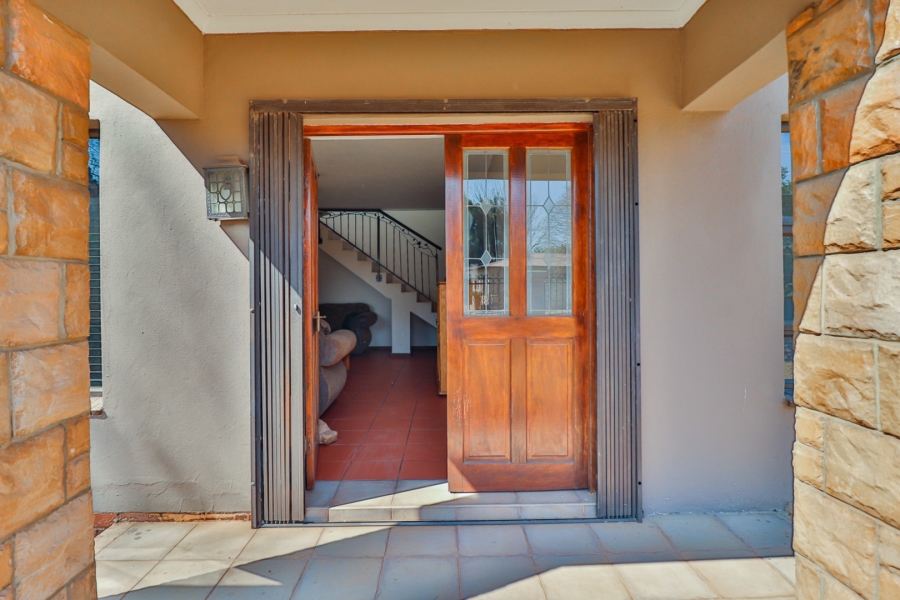 5 Bedroom Property for Sale in Northmead Gauteng