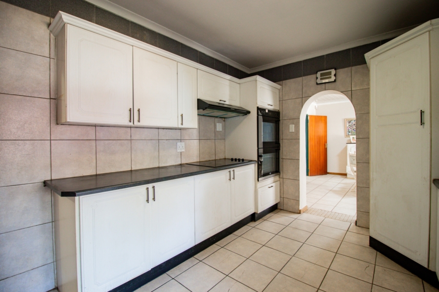 5 Bedroom Property for Sale in Northmead Gauteng