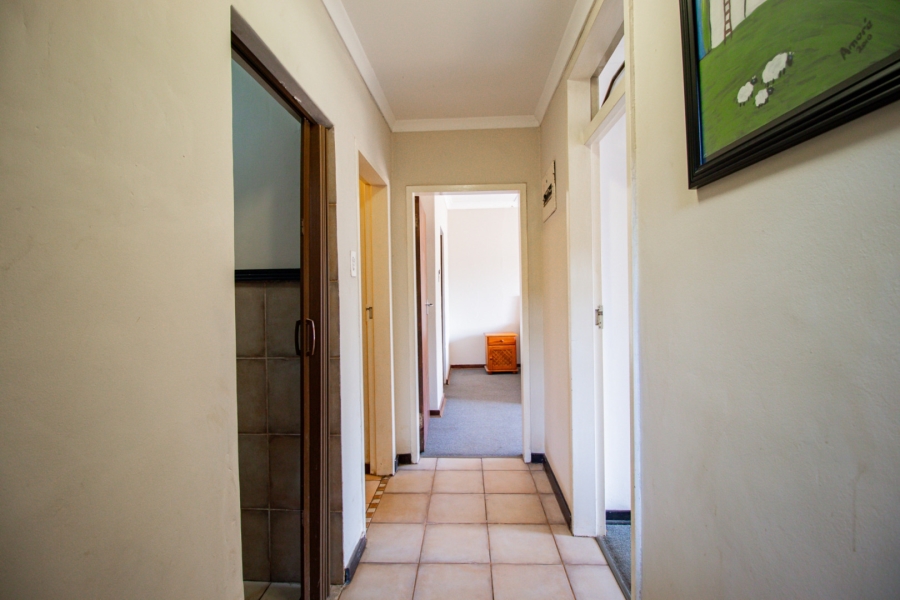 5 Bedroom Property for Sale in Northmead Gauteng