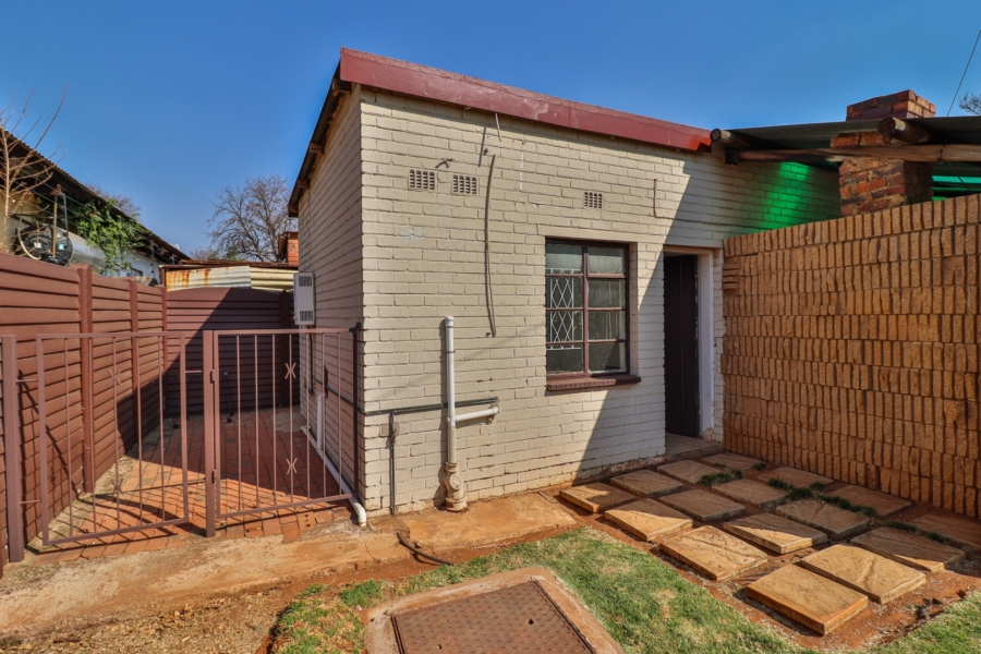 5 Bedroom Property for Sale in Northmead Gauteng