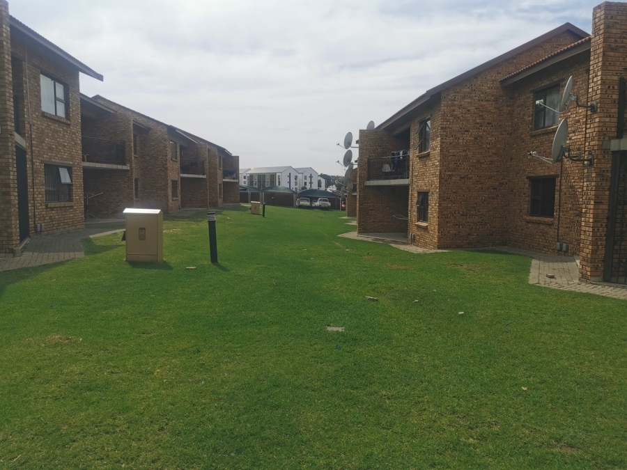 2 Bedroom Property for Sale in Witfield Gauteng