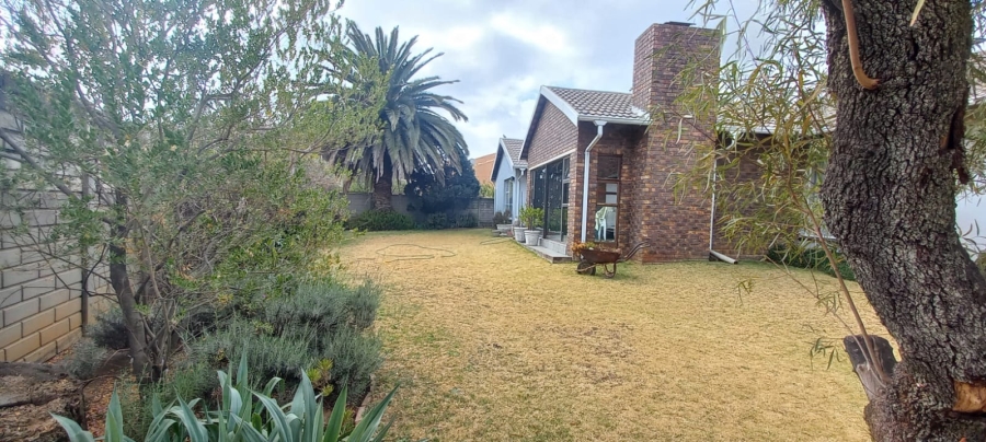 5 Bedroom Property for Sale in Dalpark Ext 1 Gauteng