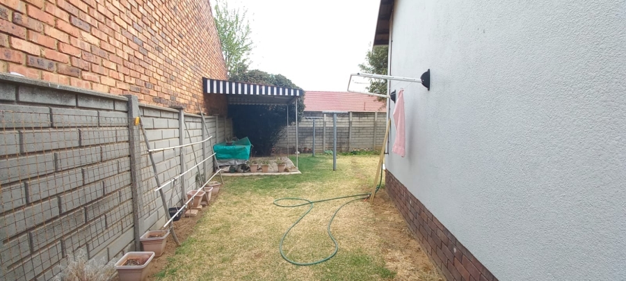 5 Bedroom Property for Sale in Dalpark Ext 1 Gauteng