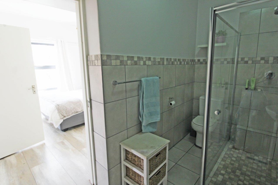2 Bedroom Property for Sale in Bryanston Gauteng