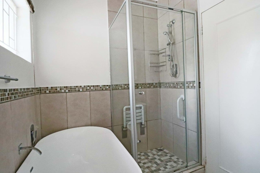 2 Bedroom Property for Sale in Bryanston Gauteng