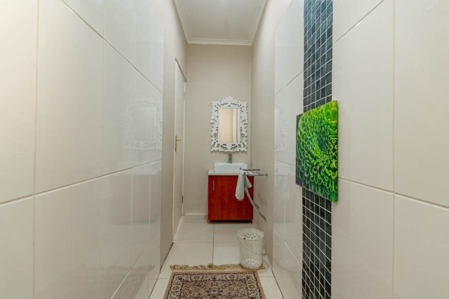 3 Bedroom Property for Sale in Bryanston Gauteng