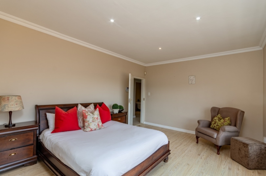 3 Bedroom Property for Sale in Bryanston Gauteng