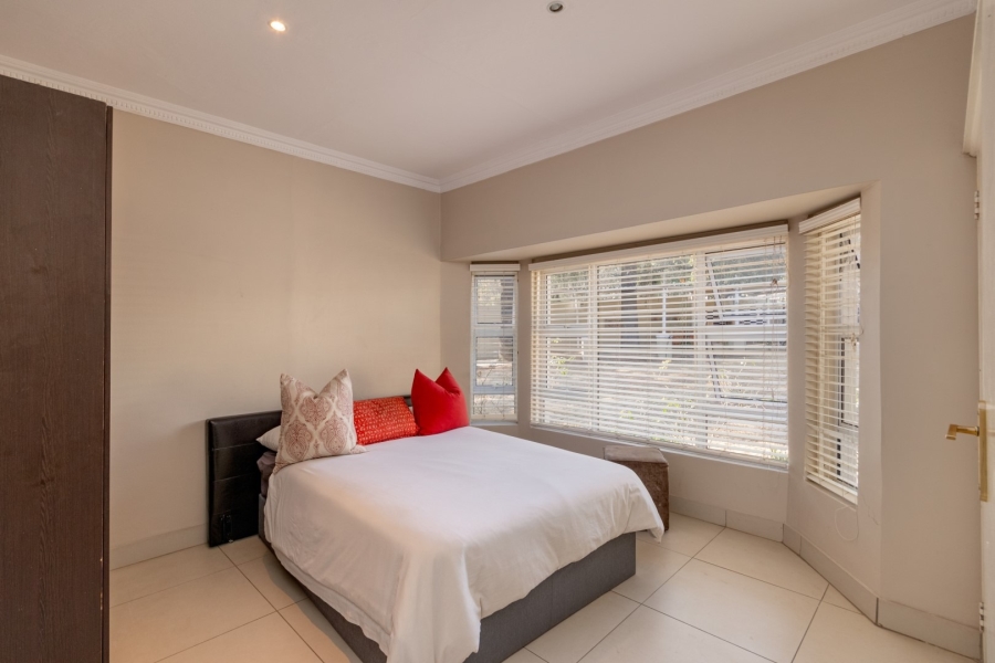 3 Bedroom Property for Sale in Bryanston Gauteng