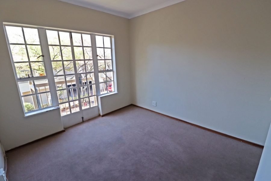 2 Bedroom Property for Sale in Bryanston Gauteng