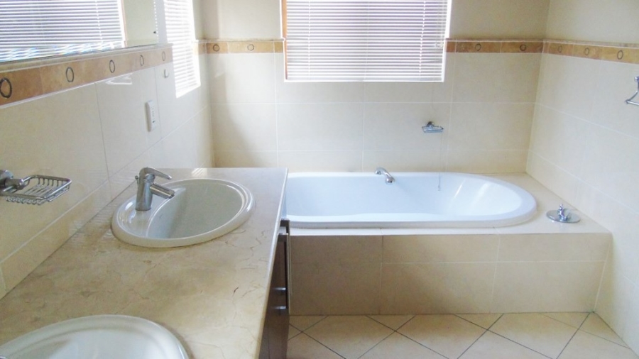 To Let 3 Bedroom Property for Rent in Dainfern Valley Gauteng