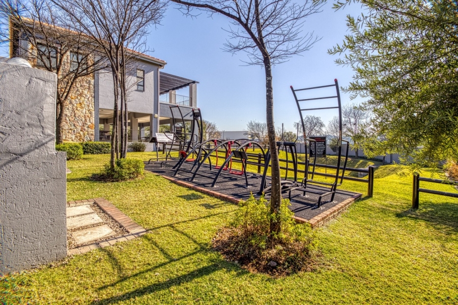 1 Bedroom Property for Sale in Lonehill Gauteng