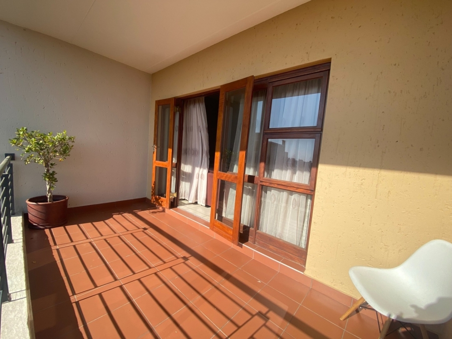 To Let 2 Bedroom Property for Rent in Douglasdale Gauteng