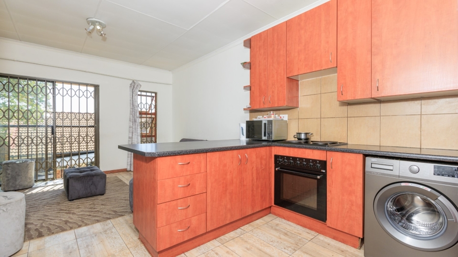 2 Bedroom Property for Sale in Vorna Valley Gauteng