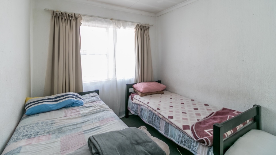 2 Bedroom Property for Sale in Vorna Valley Gauteng