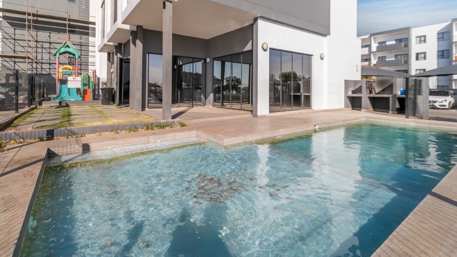 1 Bedroom Property for Sale in Carlswald Gauteng