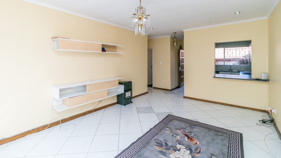 2 Bedroom Property for Sale in Vorna Valley Gauteng