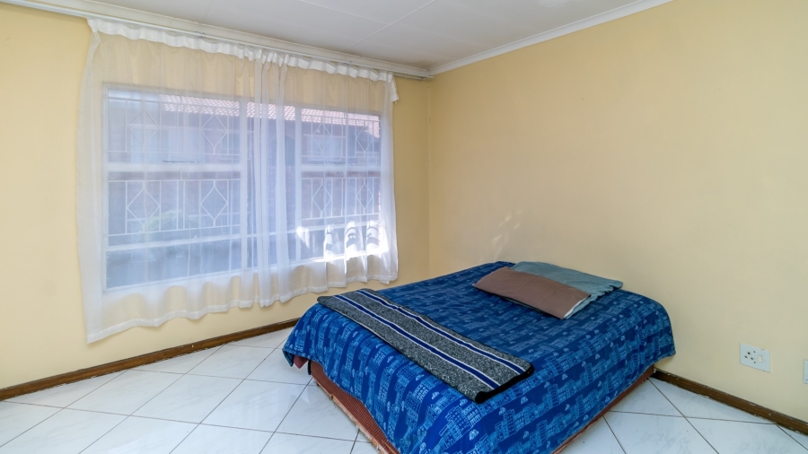 2 Bedroom Property for Sale in Vorna Valley Gauteng