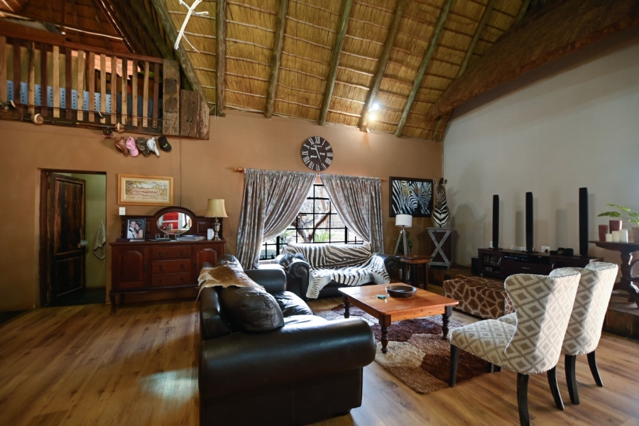 5 Bedroom Property for Sale in Kameeldrift East Gauteng