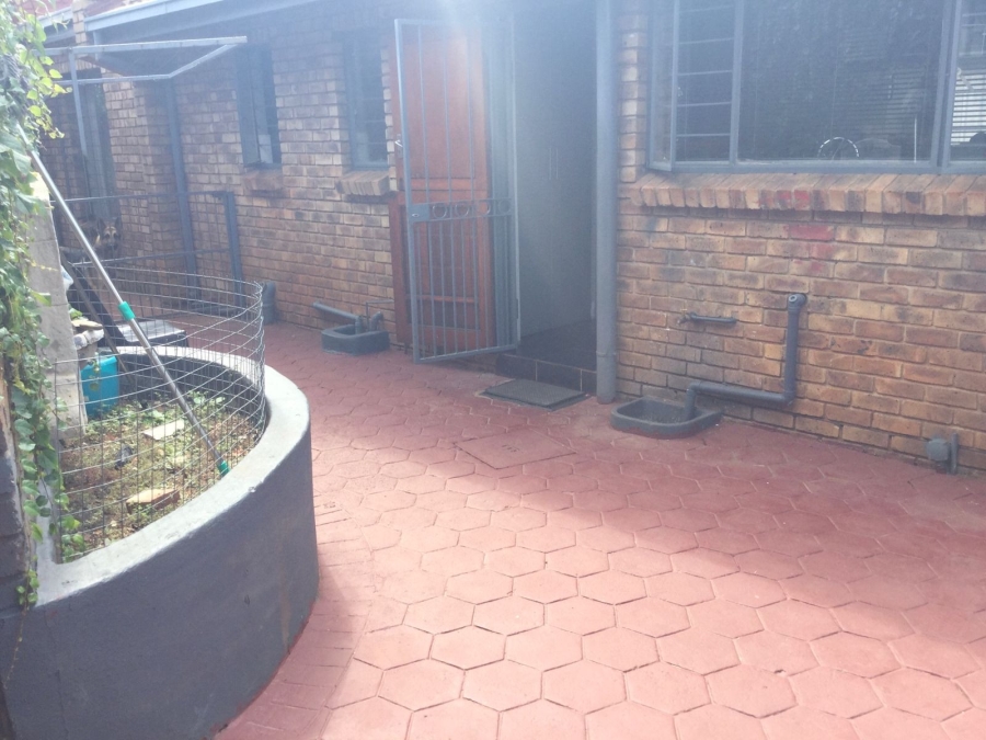 4 Bedroom Property for Sale in Doornpoort Gauteng