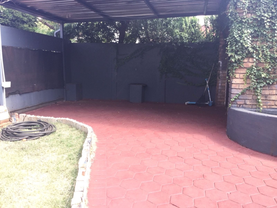 4 Bedroom Property for Sale in Doornpoort Gauteng