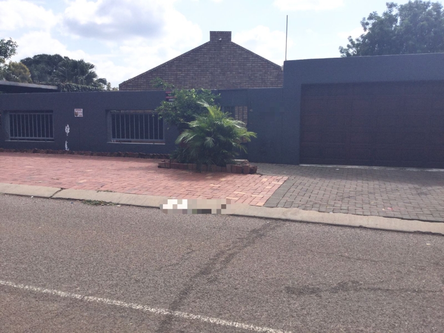 4 Bedroom Property for Sale in Doornpoort Gauteng