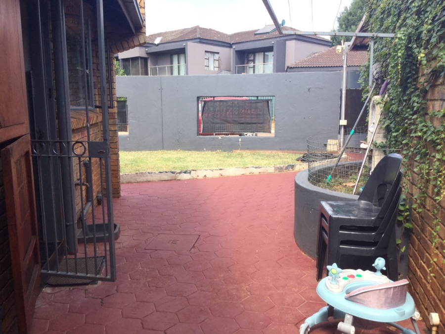 4 Bedroom Property for Sale in Doornpoort Gauteng