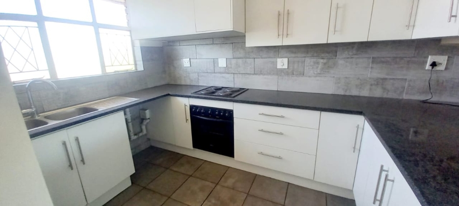 2 Bedroom Property for Sale in Wonderboom South Gauteng