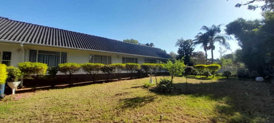 5 Bedroom Property for Sale in Kilner Park Gauteng