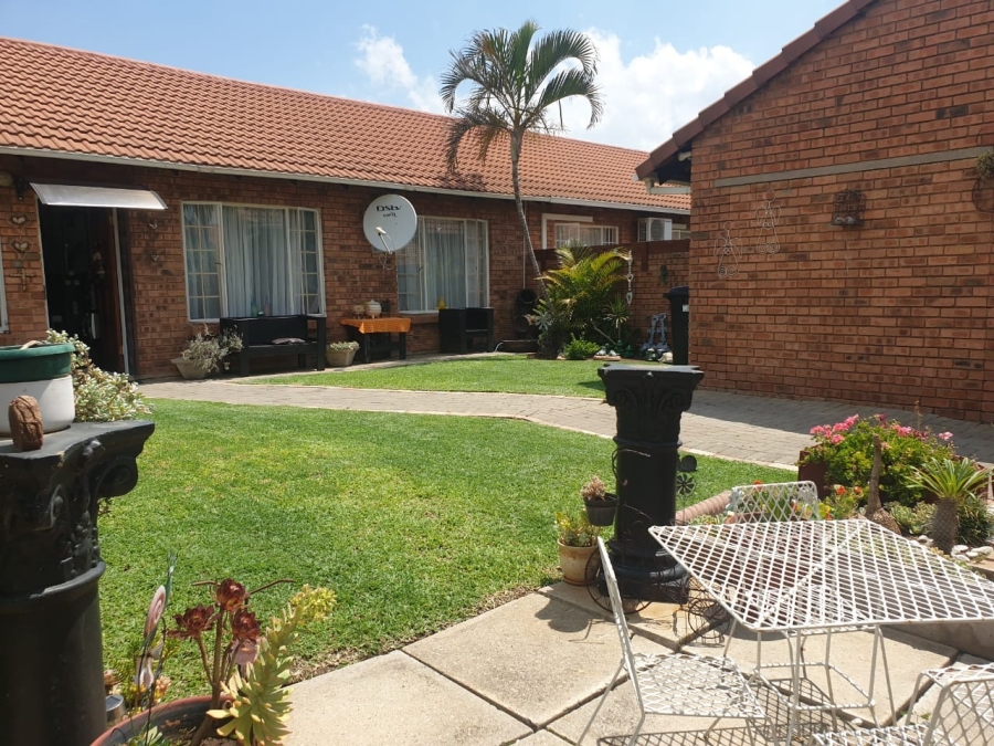 3 Bedroom Property for Sale in Annlin Gauteng