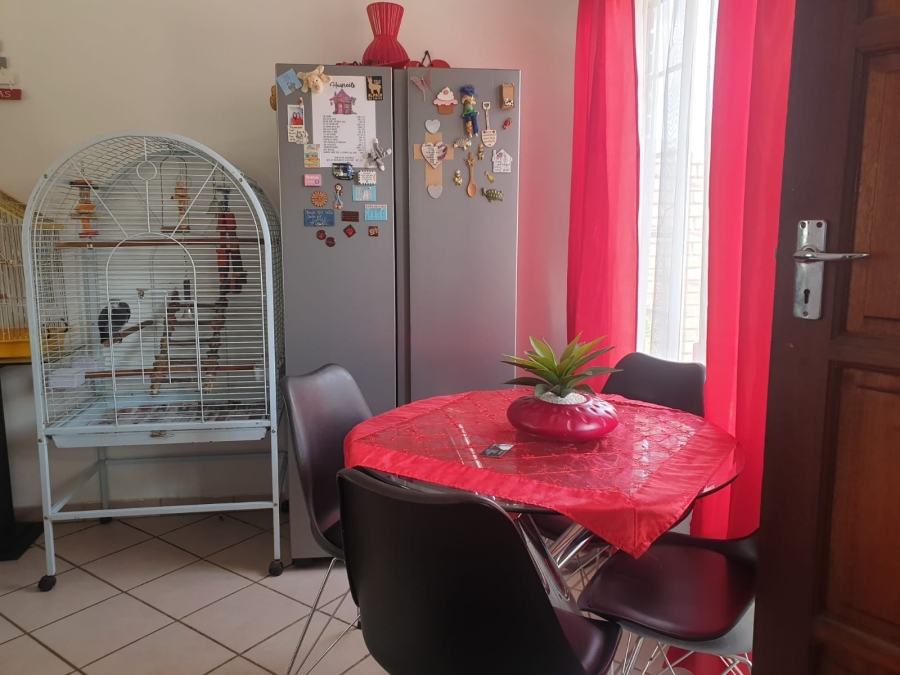 3 Bedroom Property for Sale in Annlin Gauteng