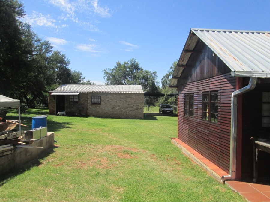 4 Bedroom Property for Sale in Vissershoek AH Gauteng