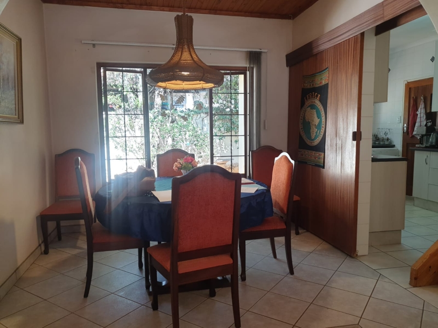 6 Bedroom Property for Sale in Magalieskruin Gauteng