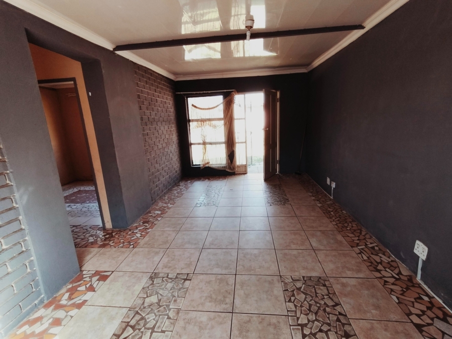 4 Bedroom Property for Sale in Mountain View Gauteng