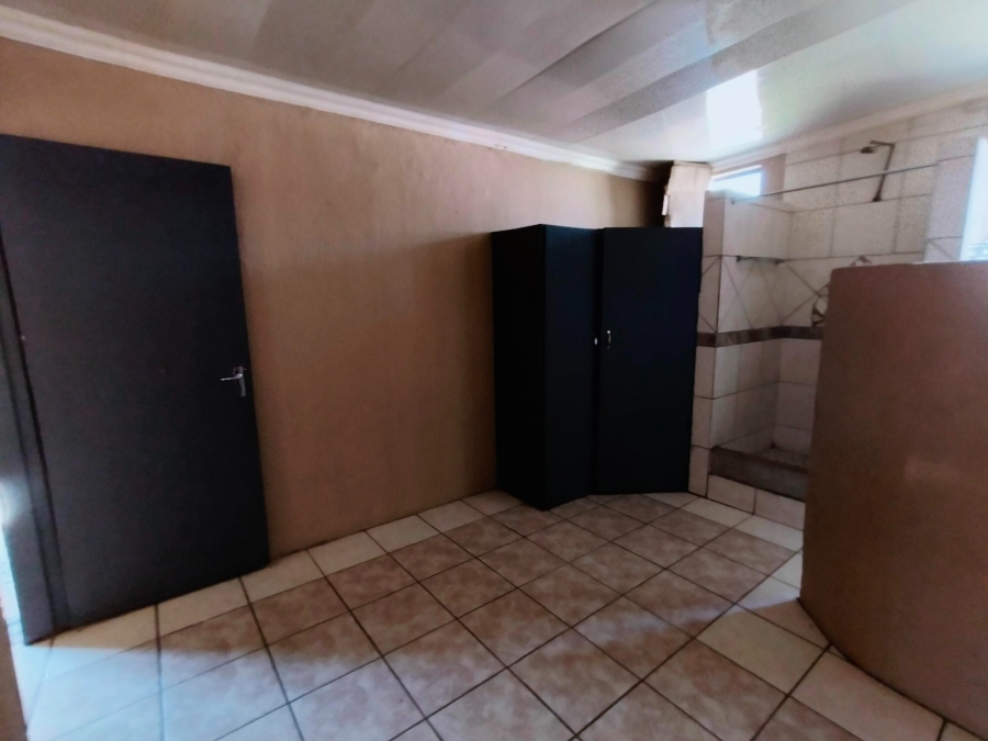 4 Bedroom Property for Sale in Mountain View Gauteng