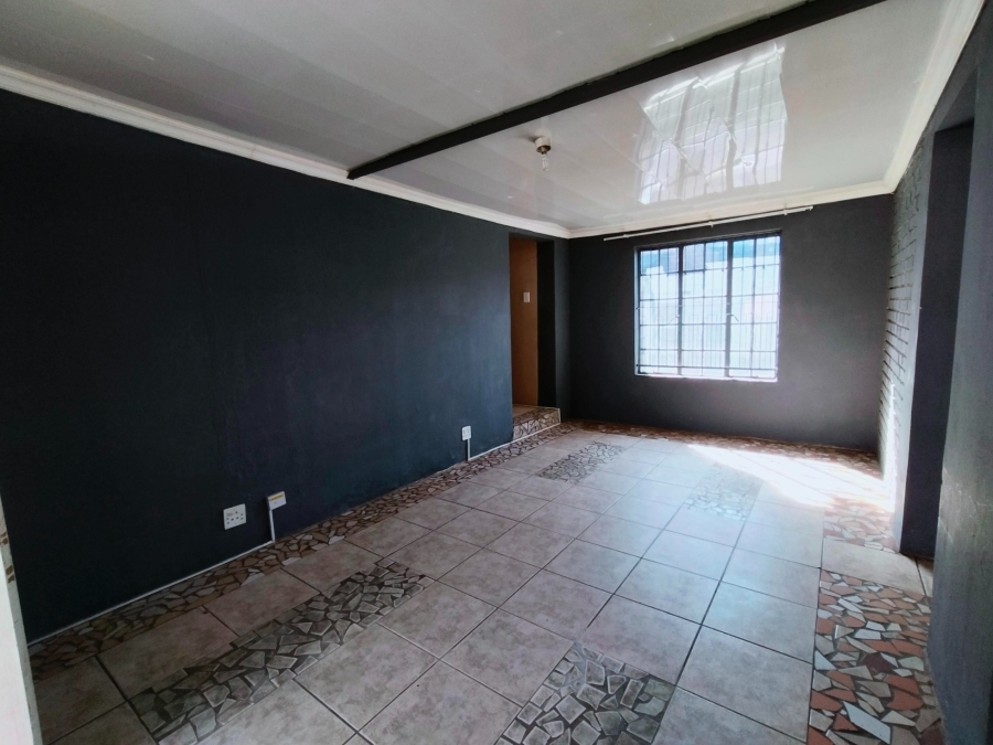 4 Bedroom Property for Sale in Mountain View Gauteng