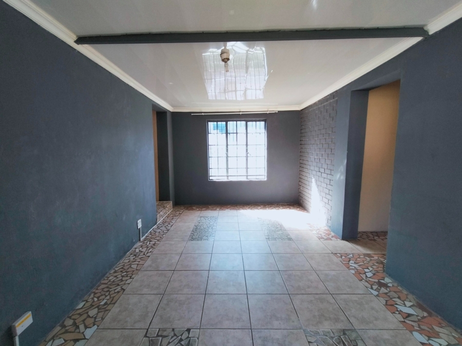 4 Bedroom Property for Sale in Mountain View Gauteng