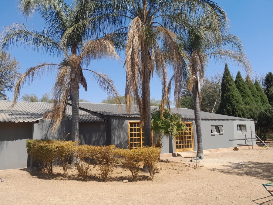 7 Bedroom Property for Sale in Bultfontein A H Gauteng