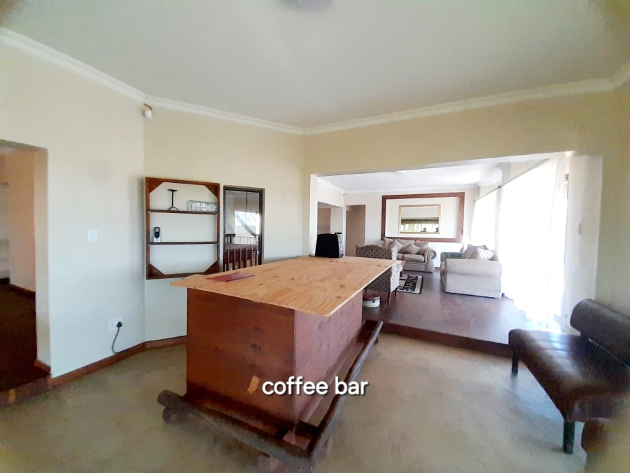 5 Bedroom Property for Sale in Roodeplaat Gauteng