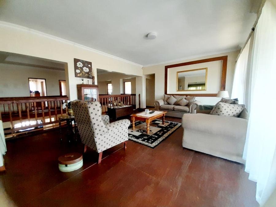 5 Bedroom Property for Sale in Roodeplaat Gauteng