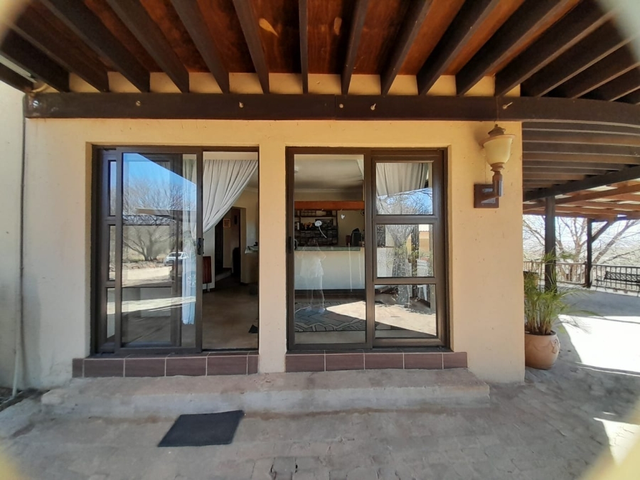 5 Bedroom Property for Sale in Roodeplaat Gauteng