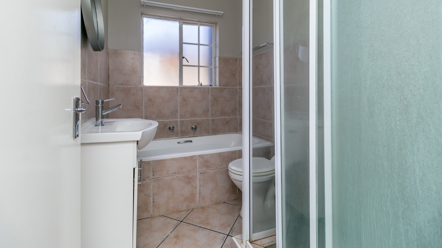 2 Bedroom Property for Sale in Northgate Gauteng