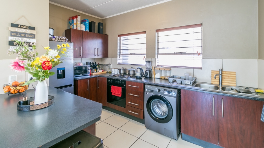 2 Bedroom Property for Sale in Ferndale Gauteng