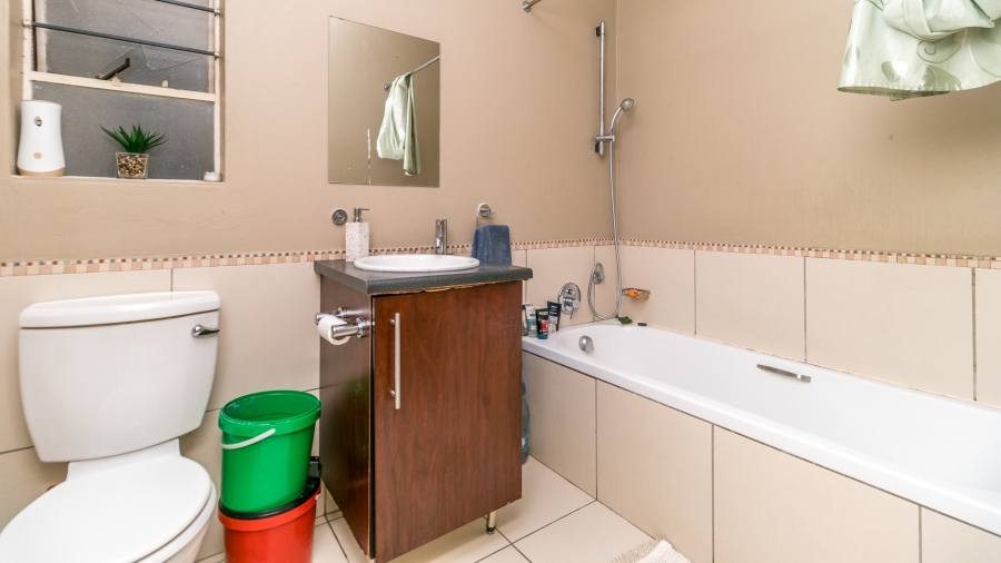 2 Bedroom Property for Sale in Ferndale Gauteng