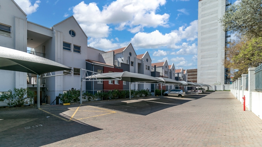 2 Bedroom Property for Sale in Ferndale Gauteng