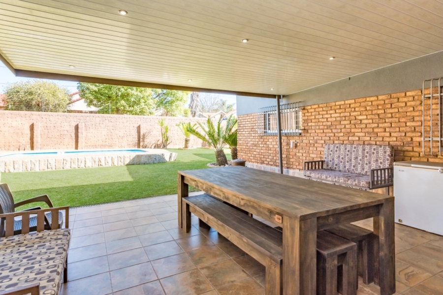 3 Bedroom Property for Sale in Rant En Dal Gauteng