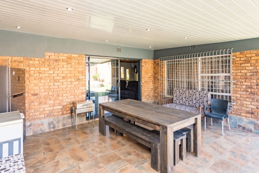 3 Bedroom Property for Sale in Rant En Dal Gauteng