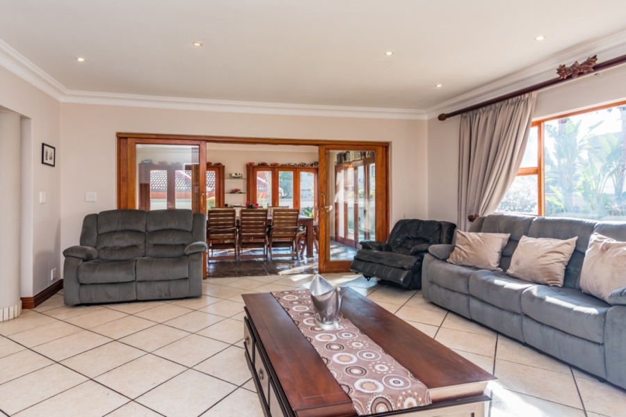 3 Bedroom Property for Sale in Ruimsig Country Estate Gauteng