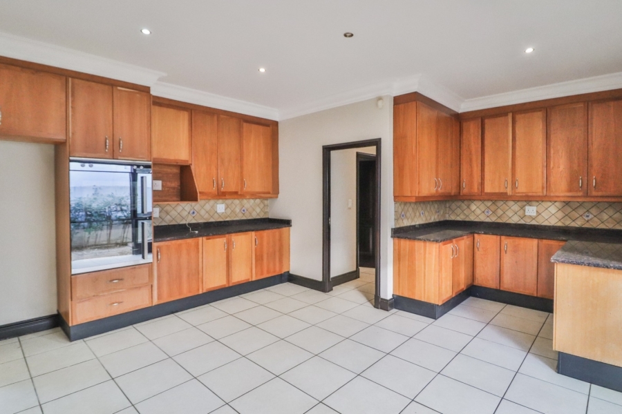 5 Bedroom Property for Sale in Atholl Gauteng